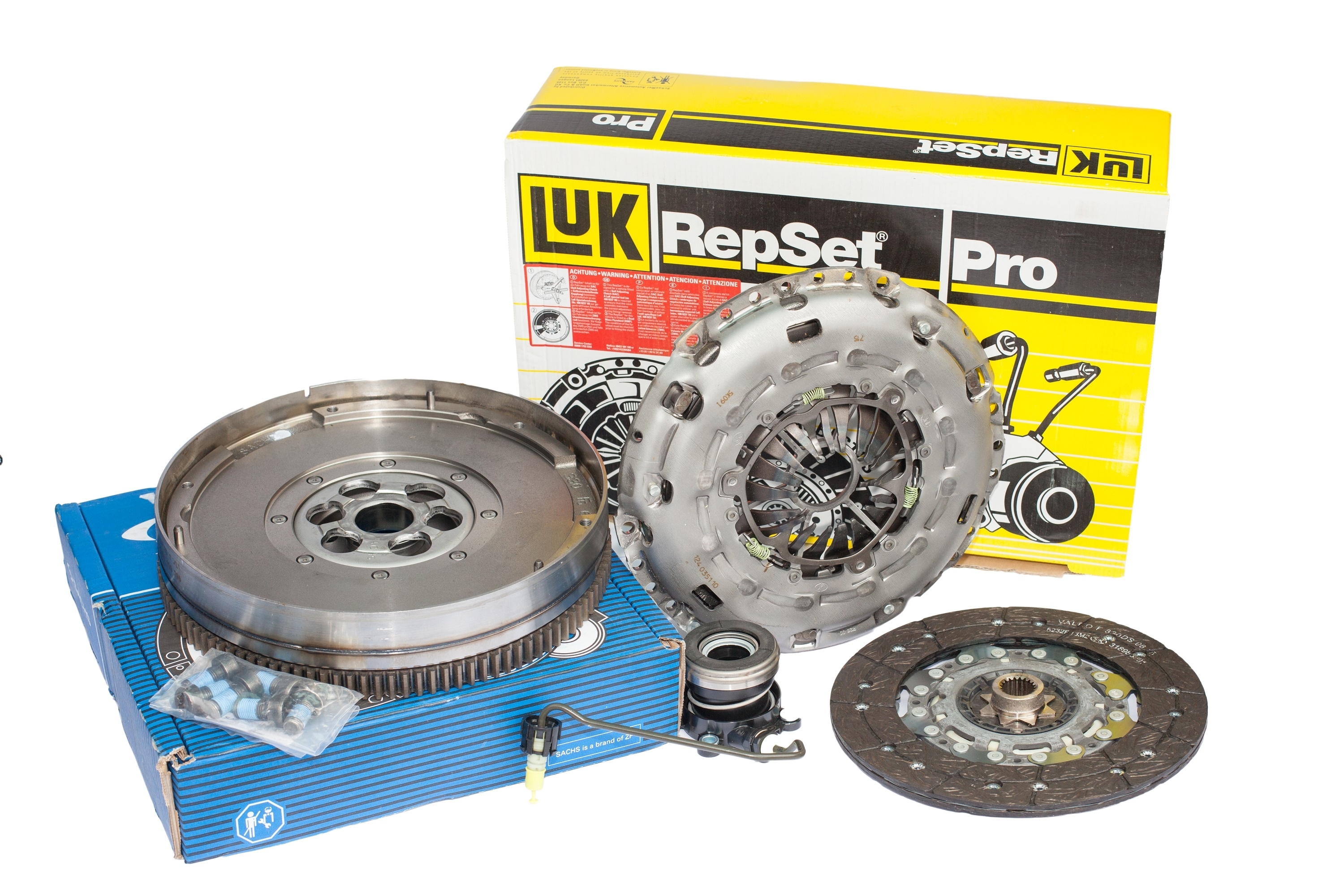 Kit ambreiaj complet Opel Zafira B Z19DTH cutie M32 LUK + SACHS